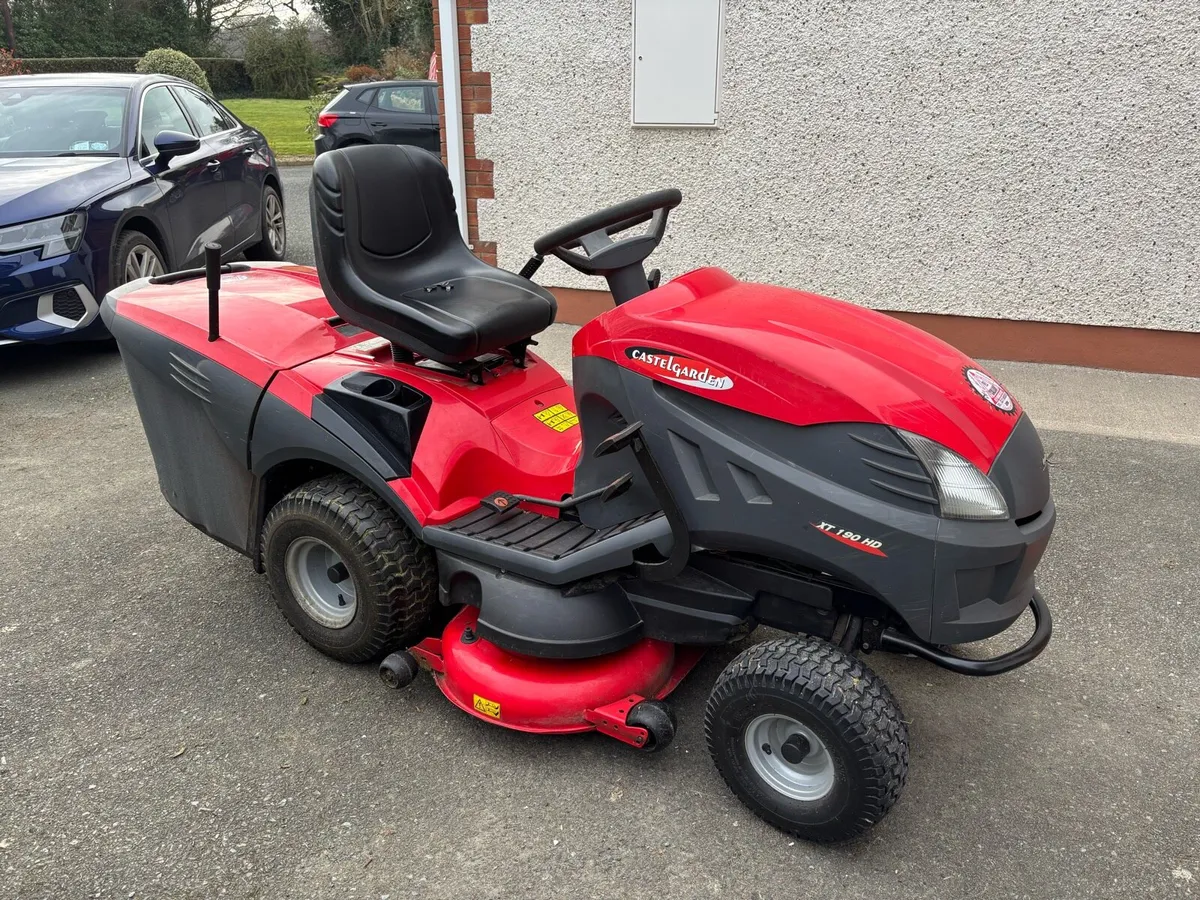 Castlegarden XT 190 HD Ride-On Mower - Image 1