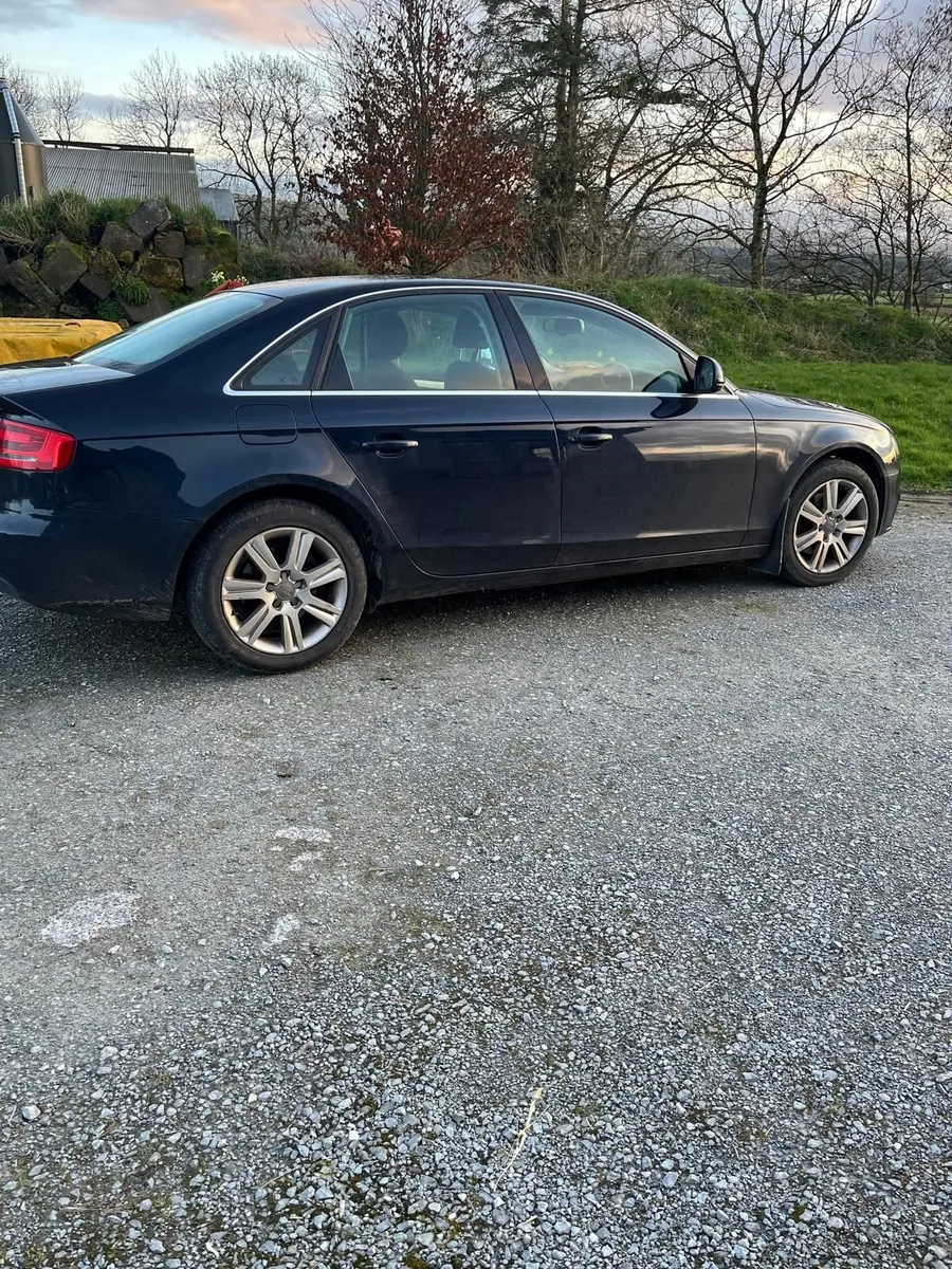 09 Audi A4 - Image 3