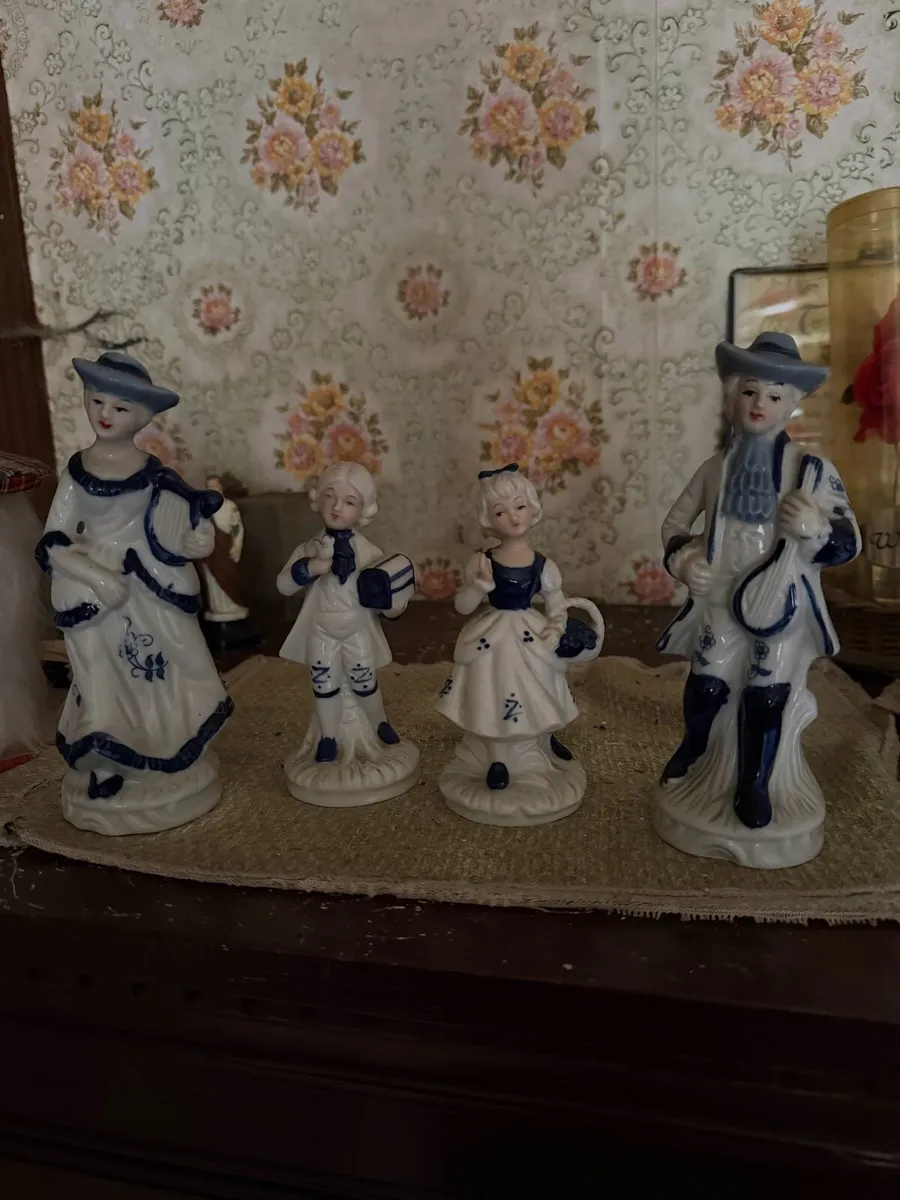 Ornaments for sale - Image 1