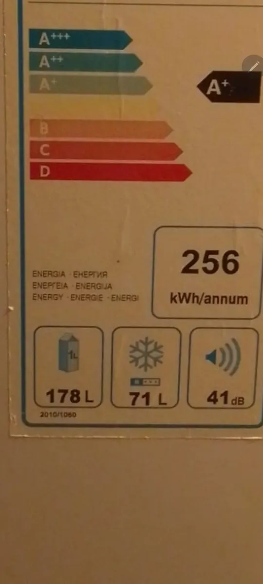 Beko fridge freezer - Image 4