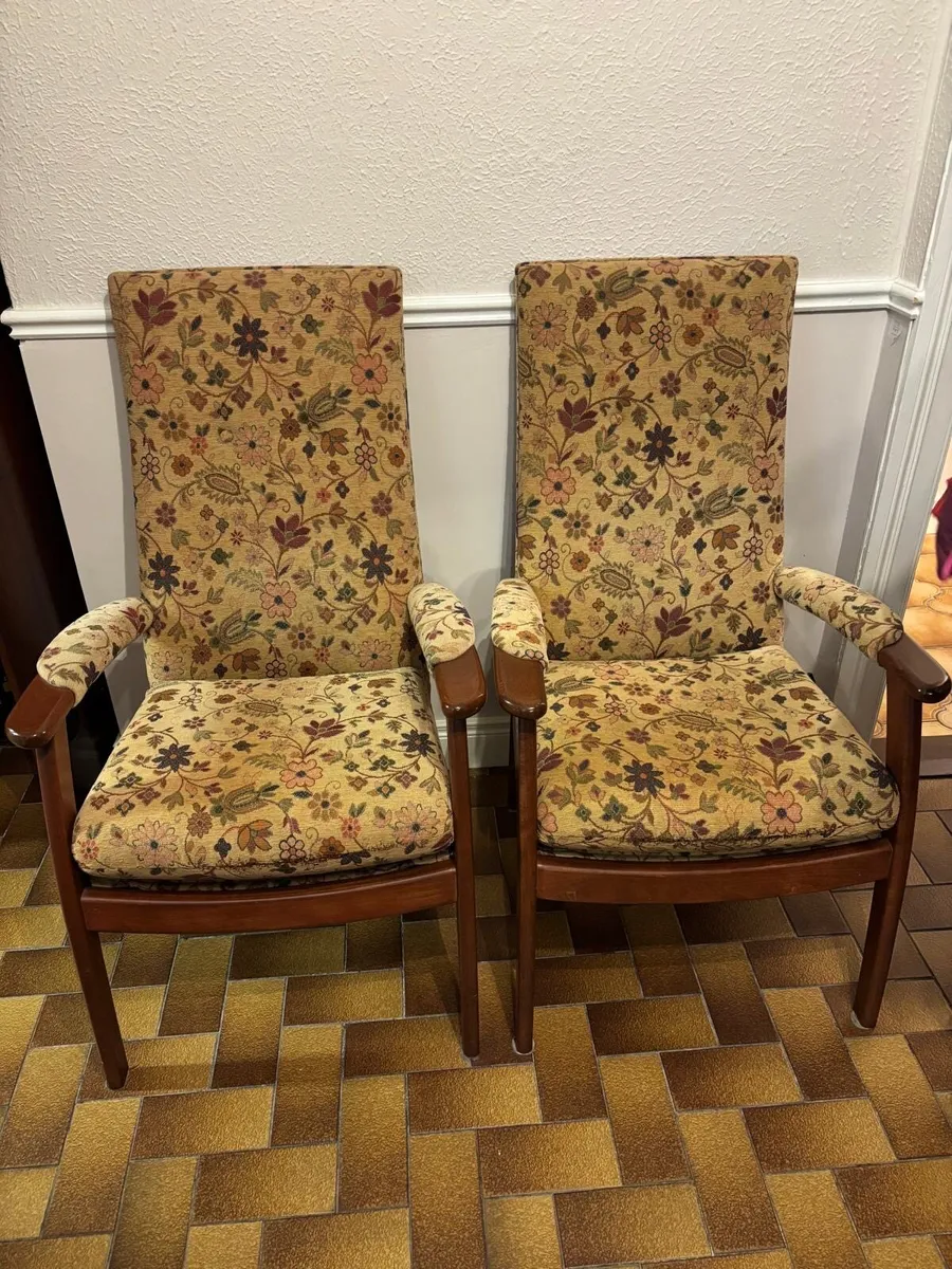 Vintage two and one sitter - Image 1