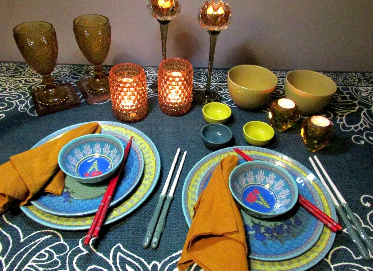 Outdoor / Patio Table Set – 4 Amber Goblets etc - Image 1