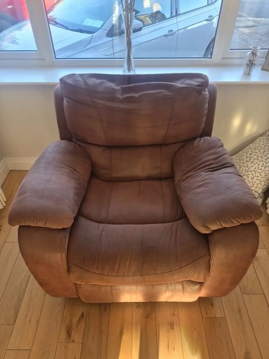 3 Seater + Armchair. - Image 2