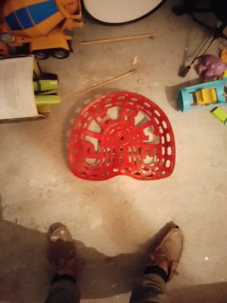 Pierce wexford seat - Image 1