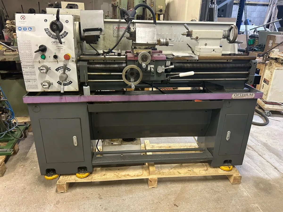 Ex school optimum lathe 330 x 1000 - Image 1