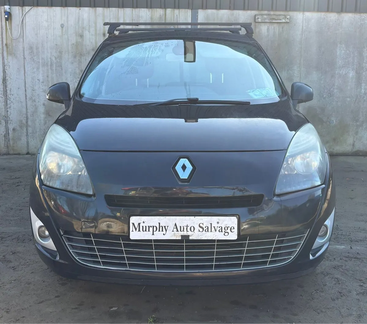 2011 Renault scenic for parts - Image 1