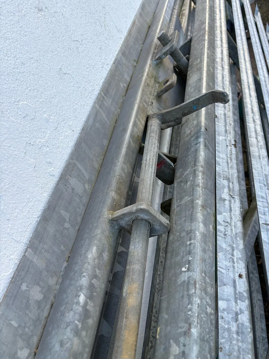 12ft security gates - Image 4