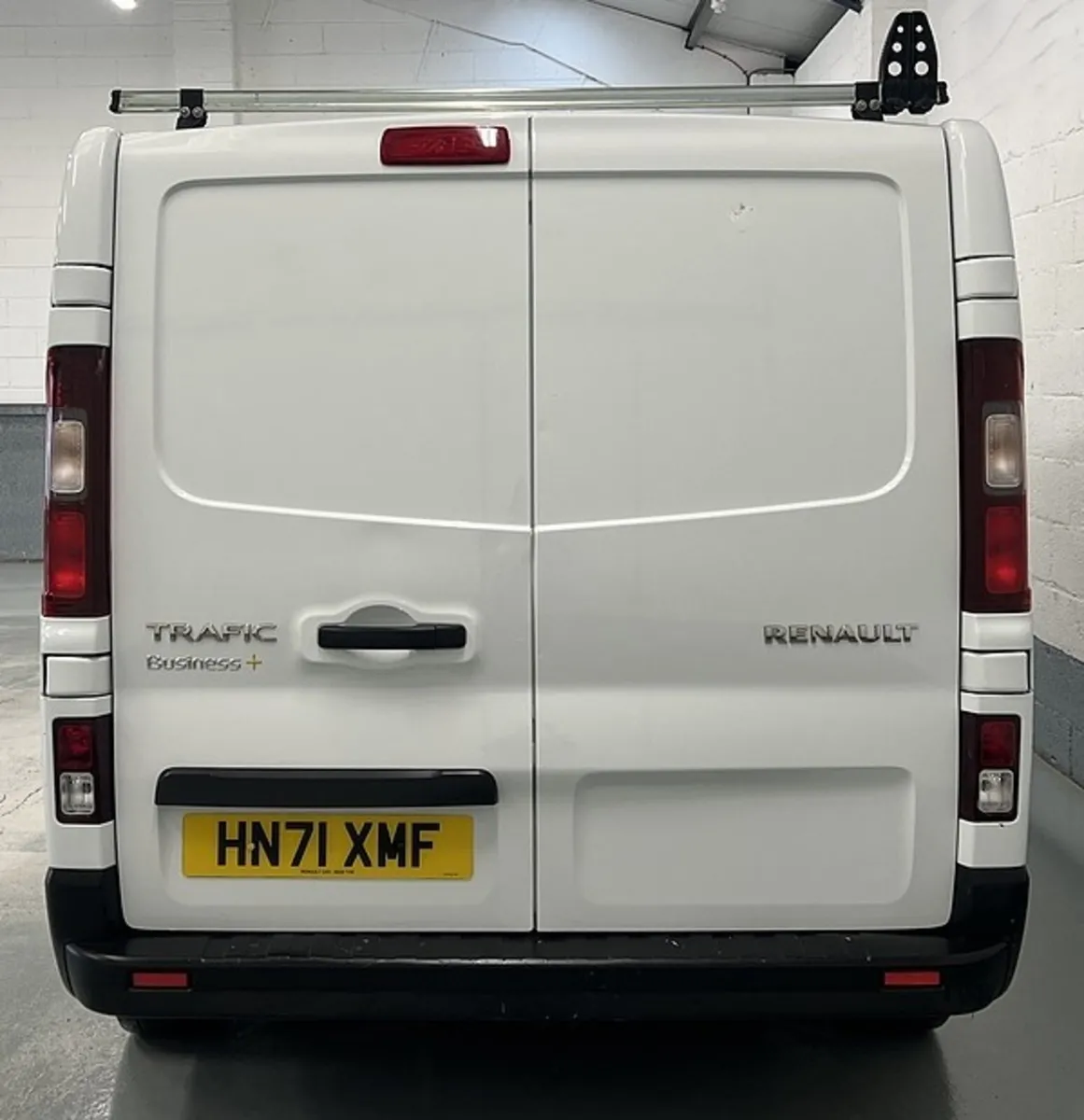 2021 Renault Trafic Panel Van - Image 2