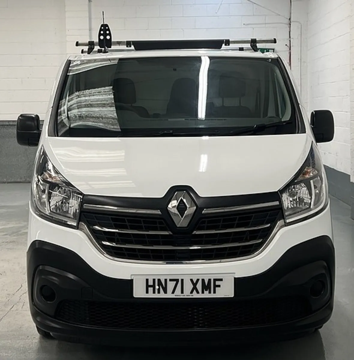 2021 Renault Trafic Panel Van - Image 1