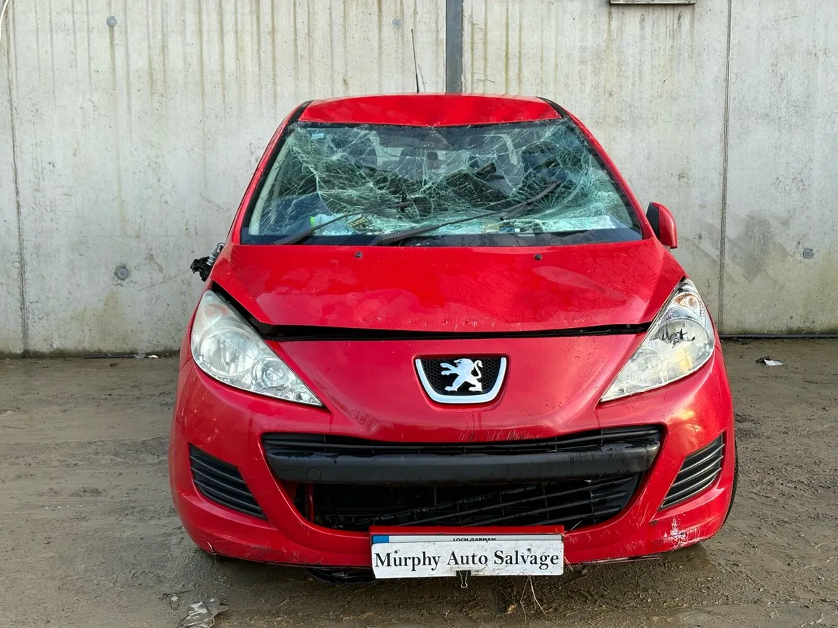 2011 Peugeot 207 for parts - Image 1