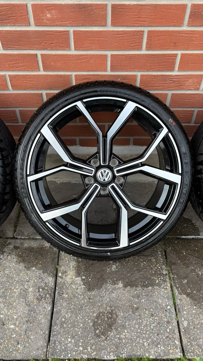 19” VW Estorils - Image 3