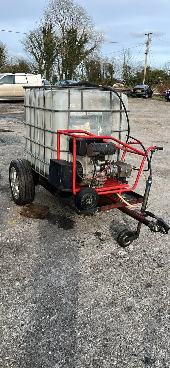 Power washer - Image 1