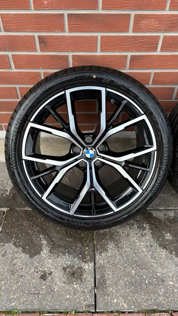 19” Genuine BMW Alloys - Image 2