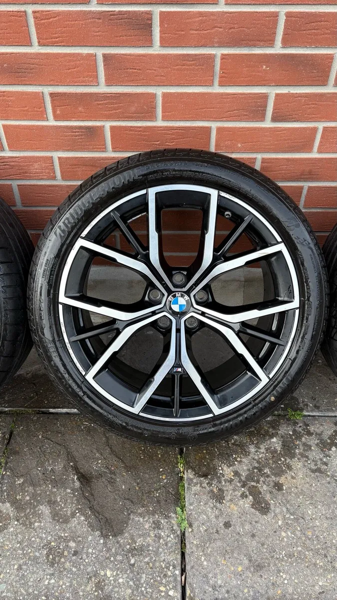 19” Genuine BMW Alloys - Image 4