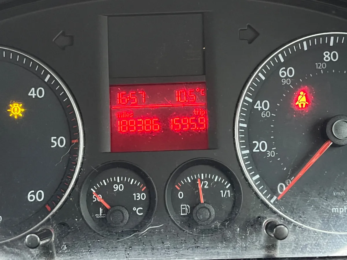 Volkswagen Caddy Maxi 5 Seater 1.9 TDi - Image 4