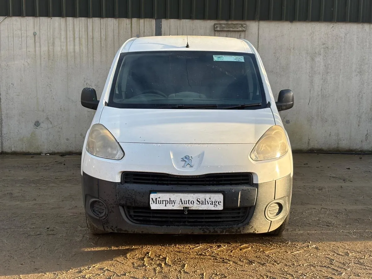 2012 Peugeot partner for parts - Image 1