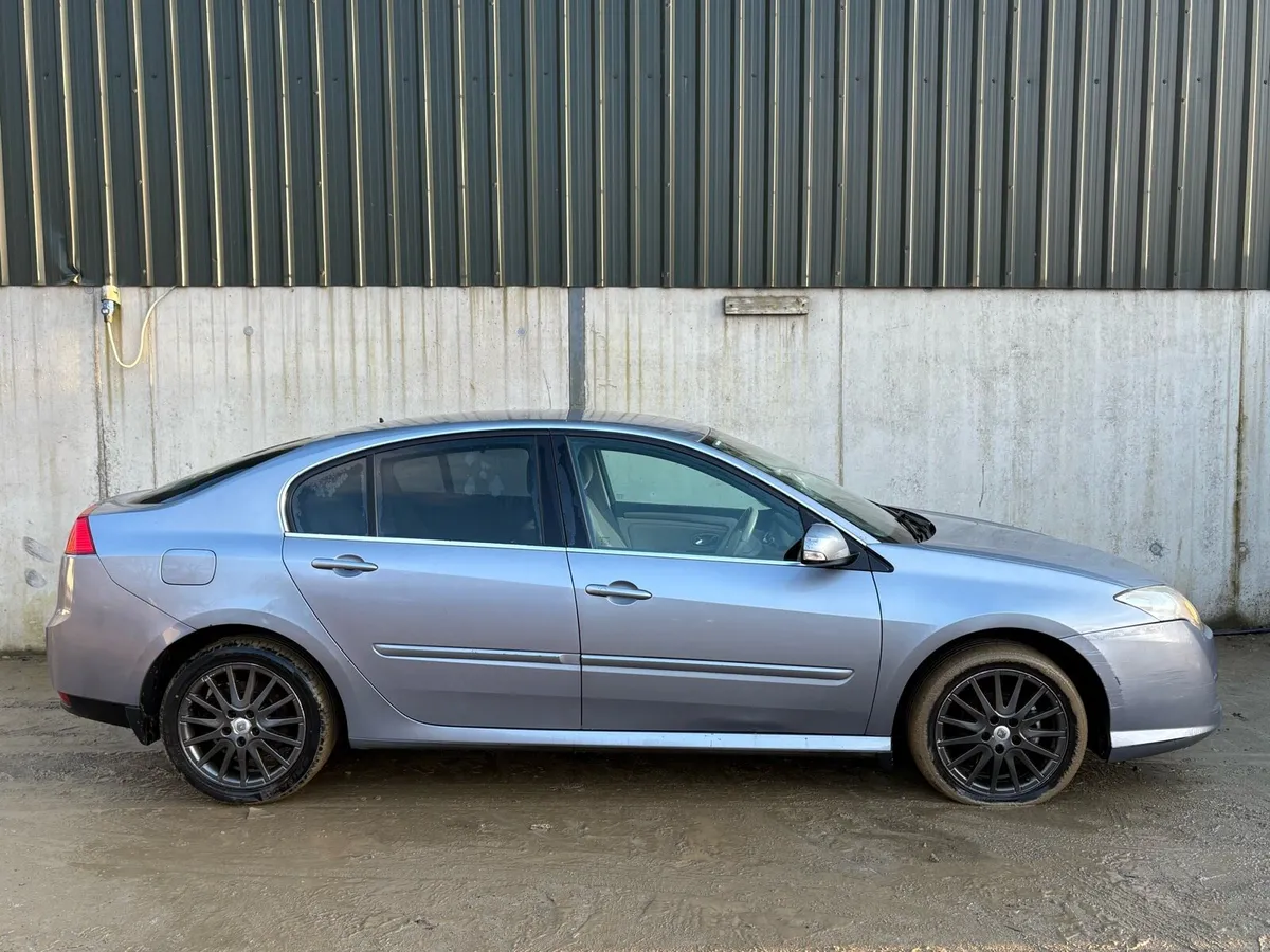 2008 Renault Laguna parts - Image 2