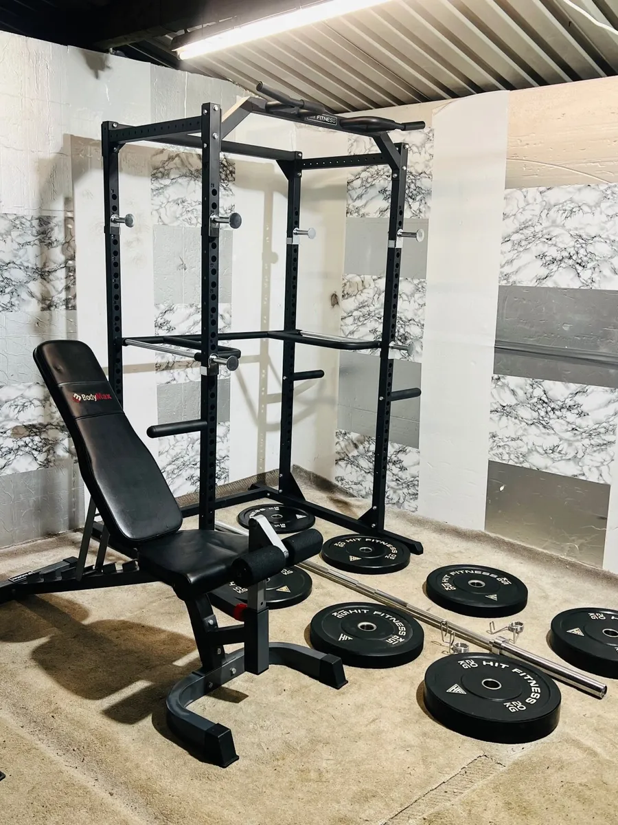POWER RACK WITH DIP ATTACHMENT WEIGHTS BARBELL - Image 4