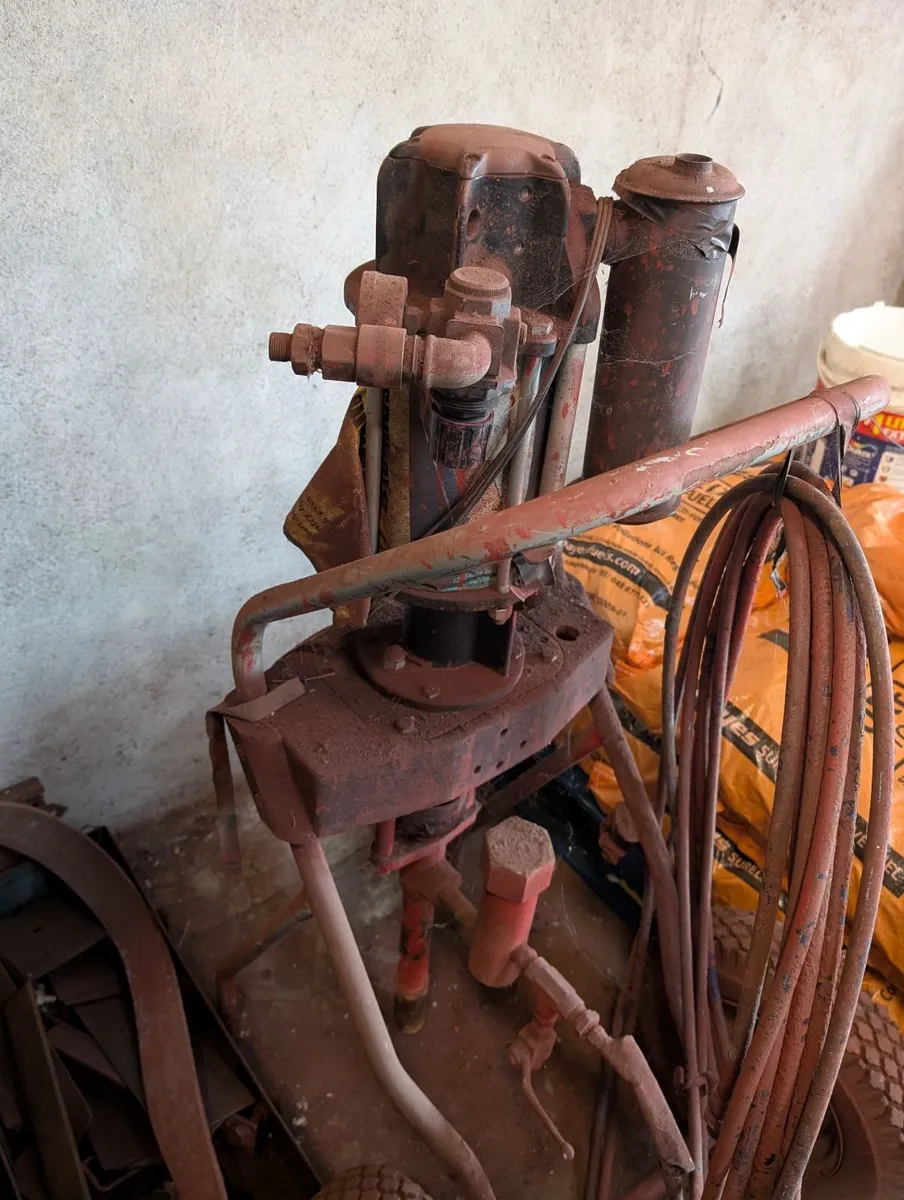 Industrial Paint sprayer for sale - Image 3