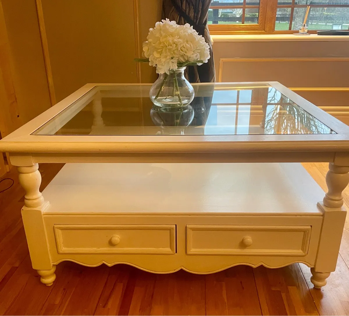 Coffee table - Image 1