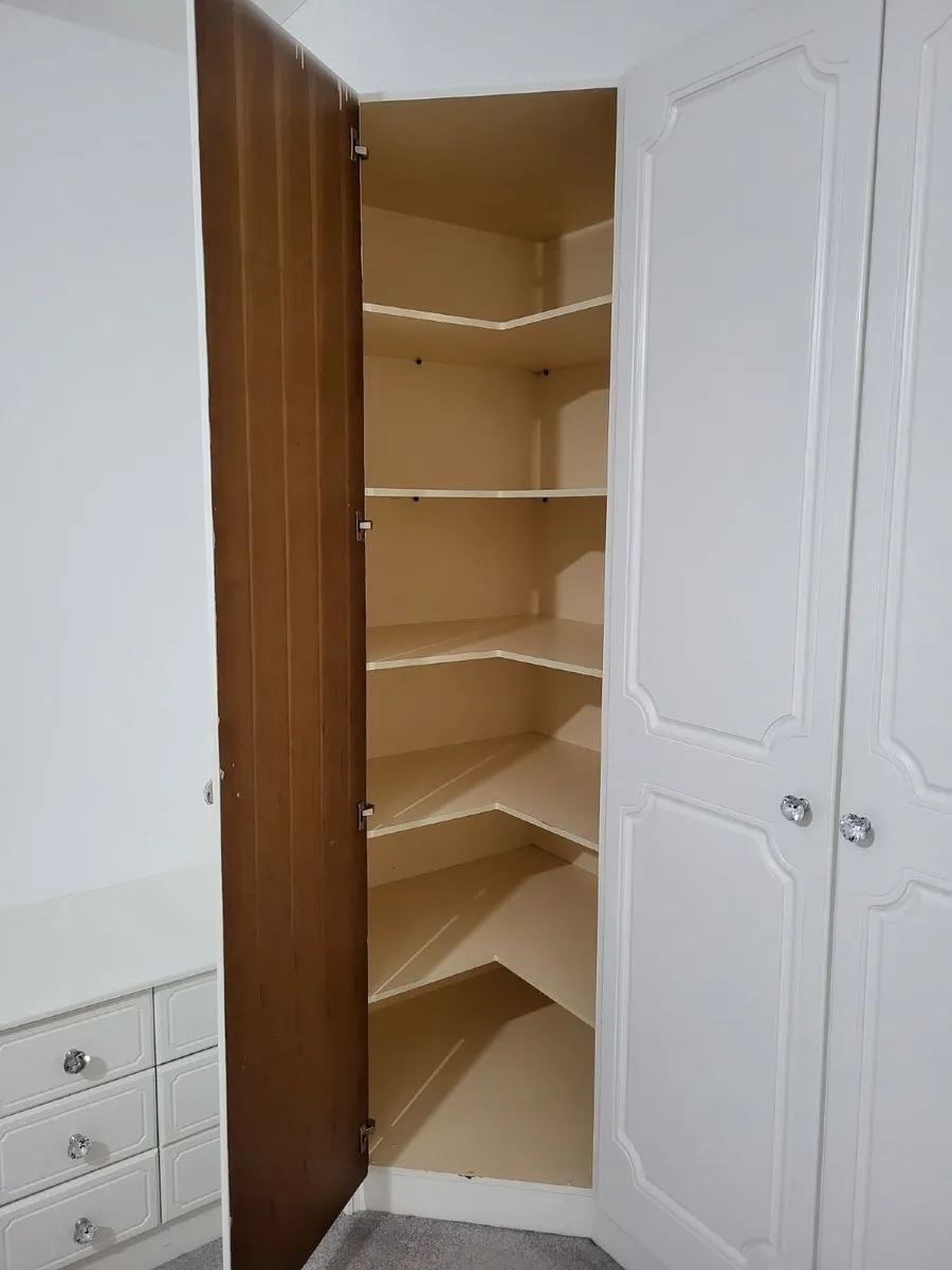 4 Door Corner Wardrobe Unit - Image 3