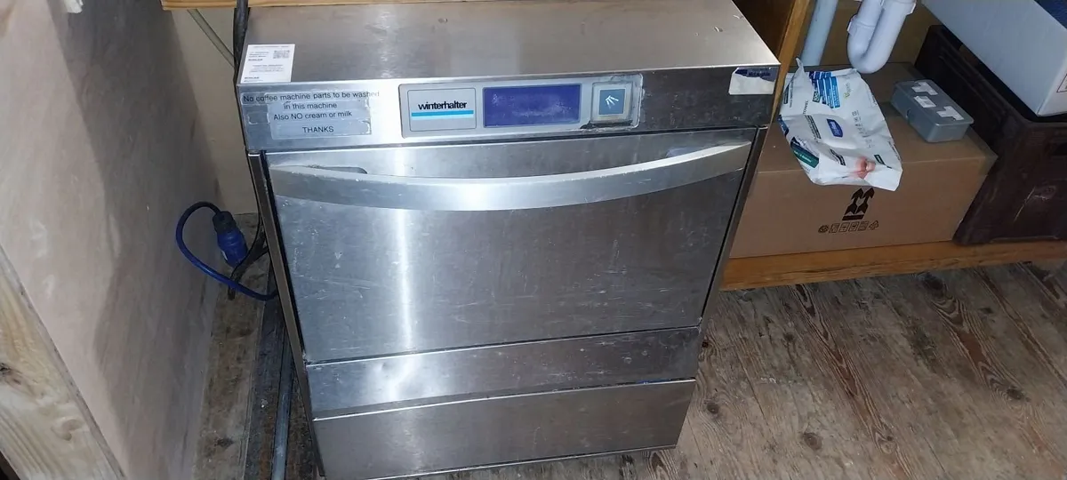 Glass washer - Image 1