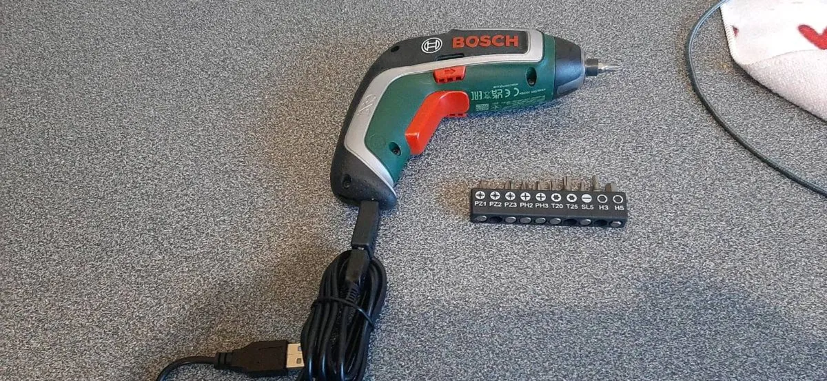 Bosch hand drill - Image 4
