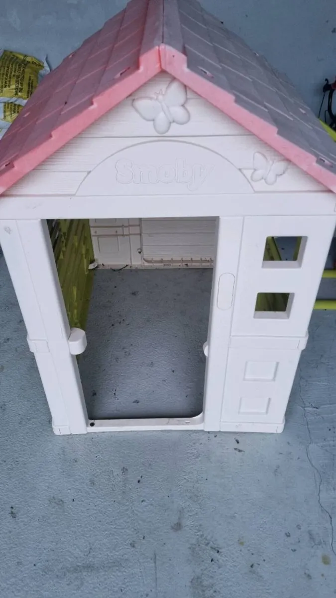 Play house outdoor - Image 2