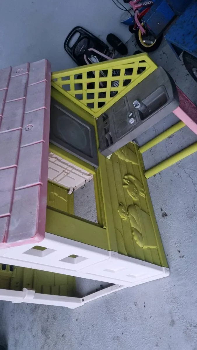 Play house outdoor - Image 3