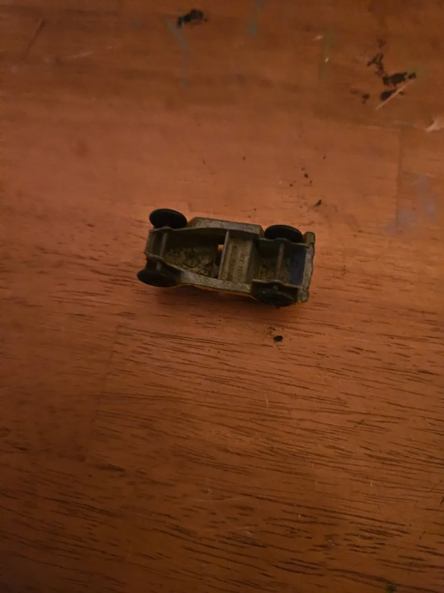 Vintage Dinky 1940's Small Car - Image 2