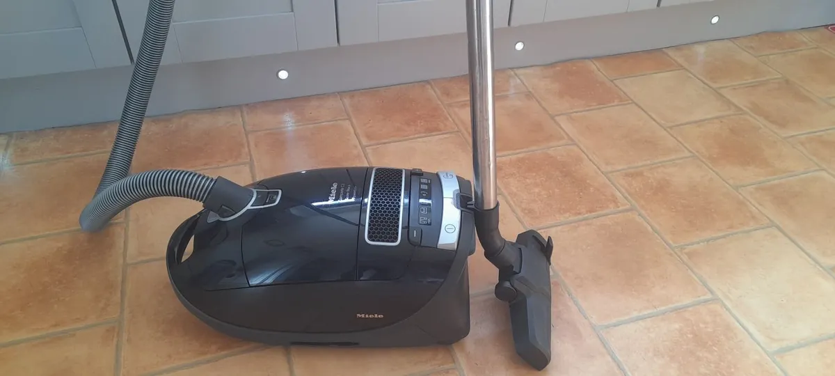 Miele vacuum/Hoover cleaner - Image 2
