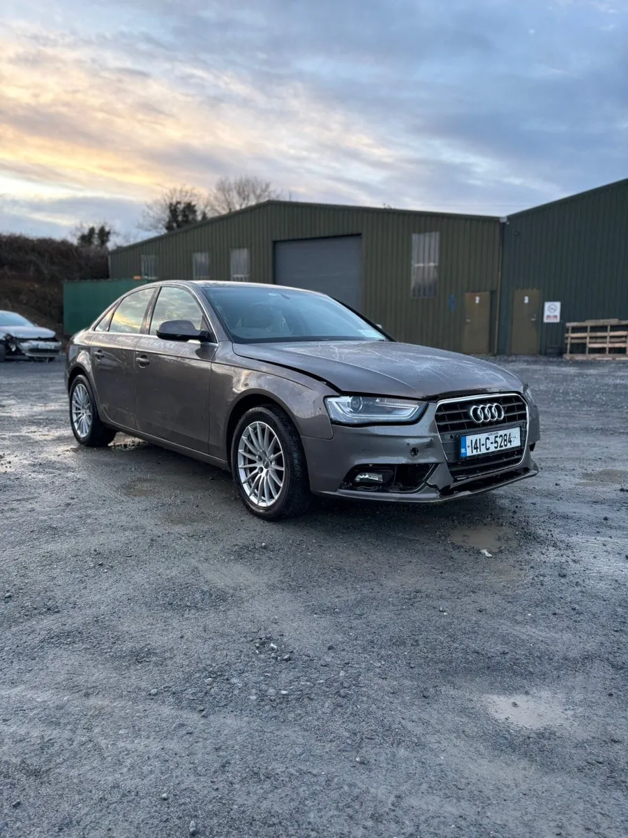 2014 Audi A4 2 L diesel - Image 2