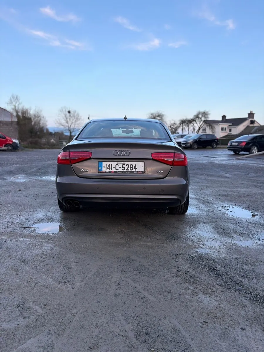 2014 Audi A4 2 L diesel - Image 3