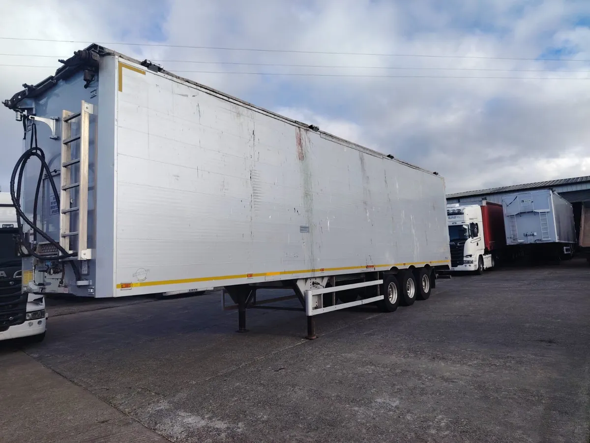 2014 Titan walking floor 50/50 Nets Ban Doors - Image 2