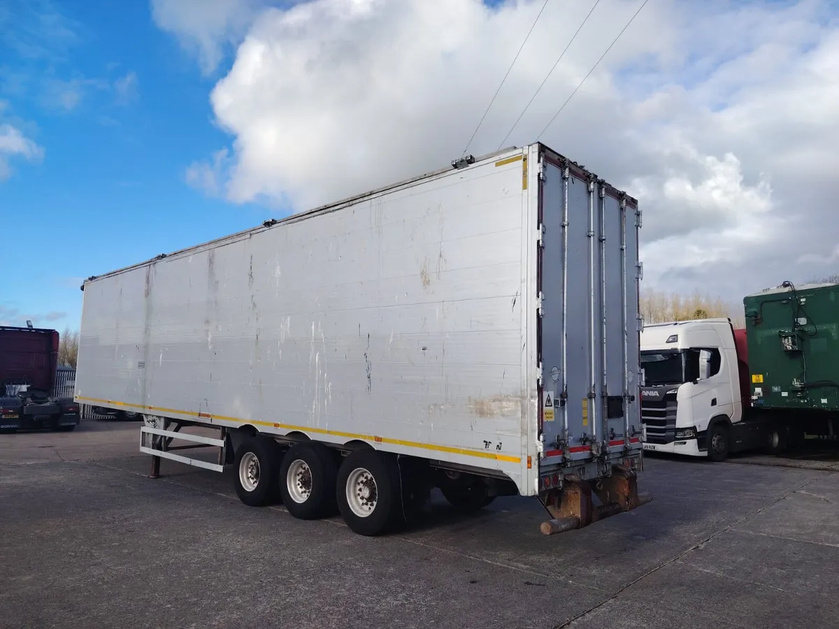 2014 Titan walking floor 50/50 Nets Ban Doors - Image 3