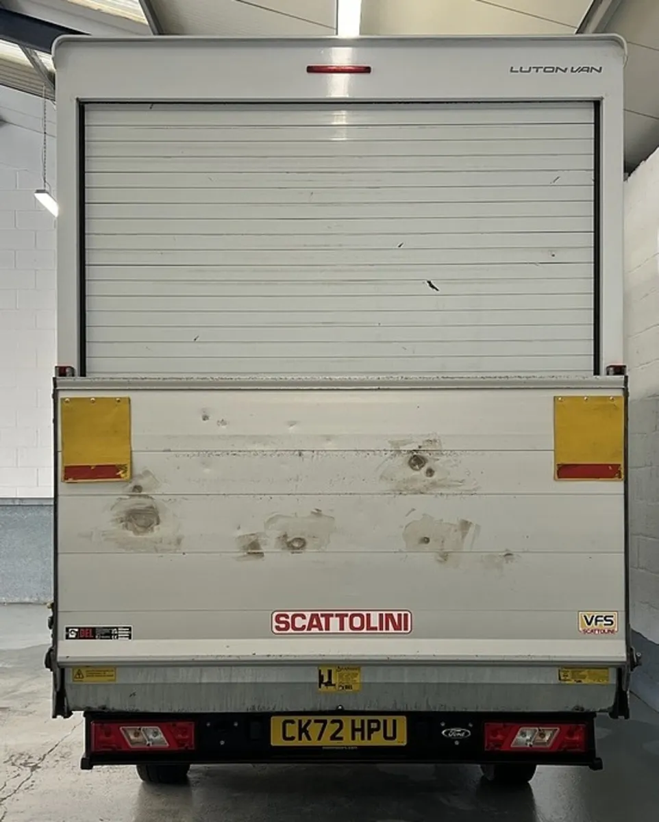 2022 Ford Transit Luton Box Van - Image 3