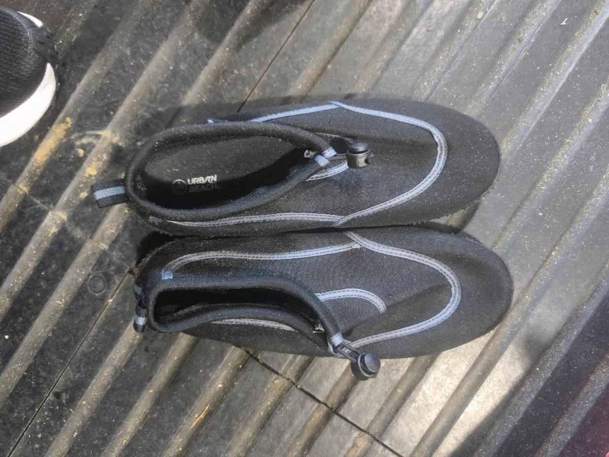 Mens wetsuit - Image 4