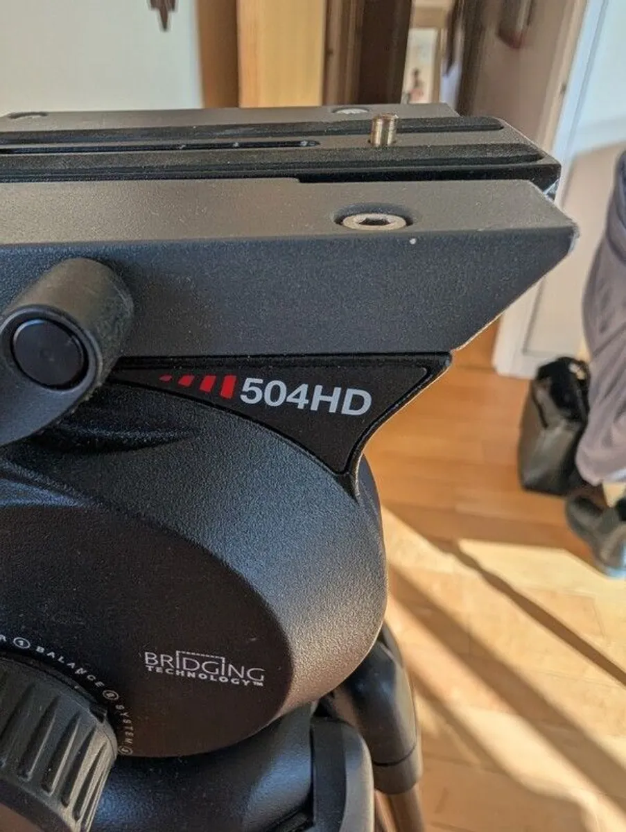 tripods  Manfrotto 504HD Head & 546GB 2-Stage Aluminium Tripod - Image 2