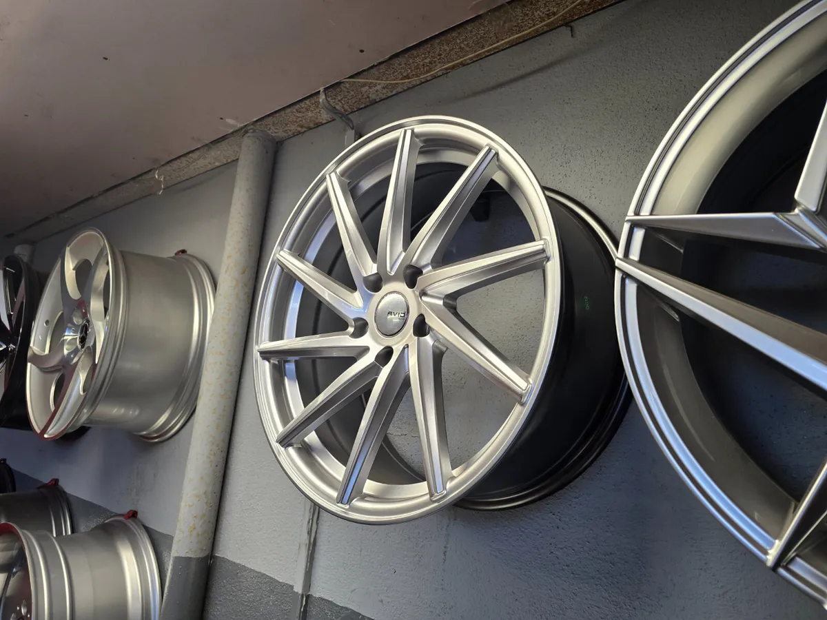 **Special** 18" AVID 1D 5X112