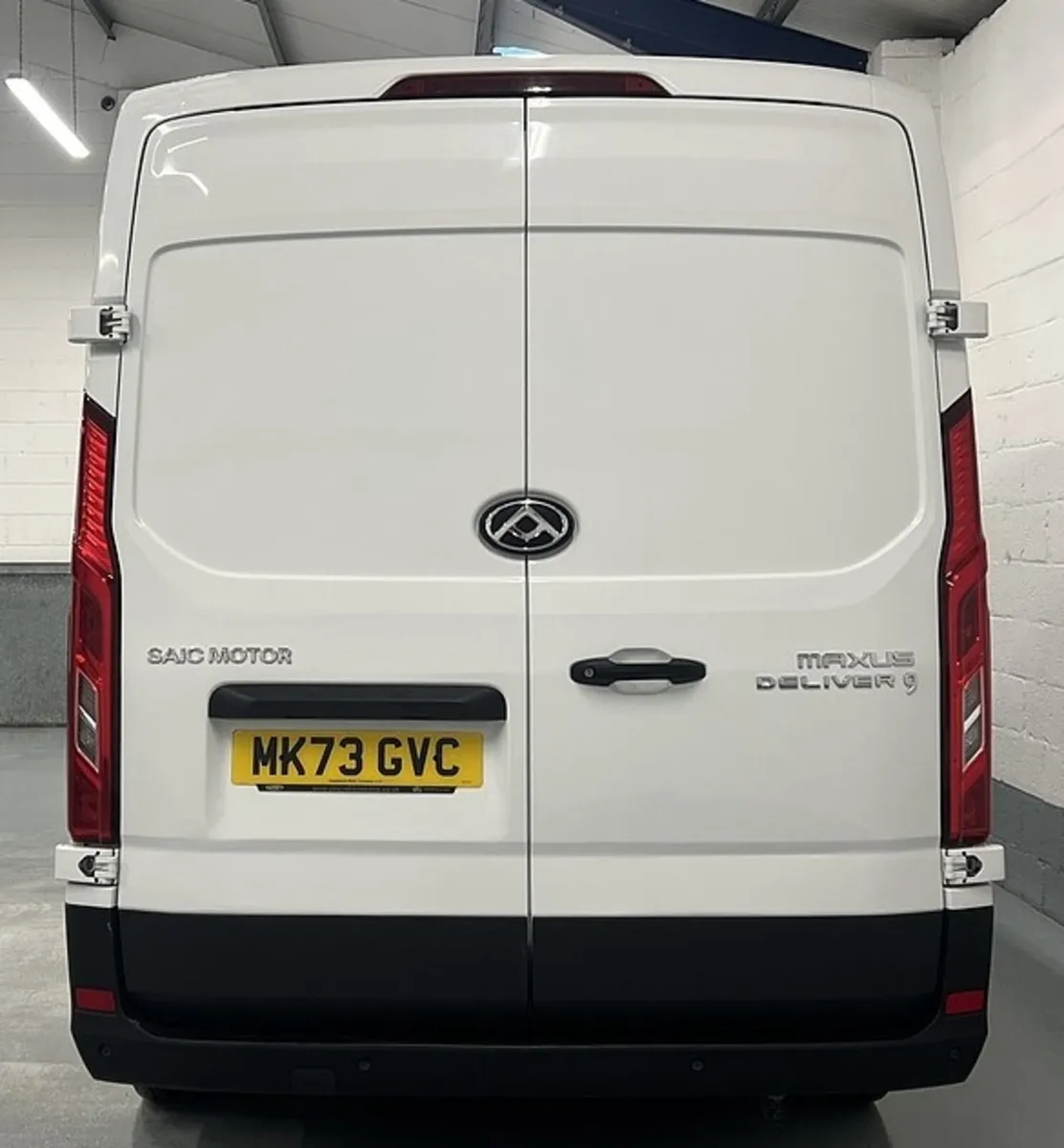 2023 Maxus Deliver 9 Panel Van - Image 3