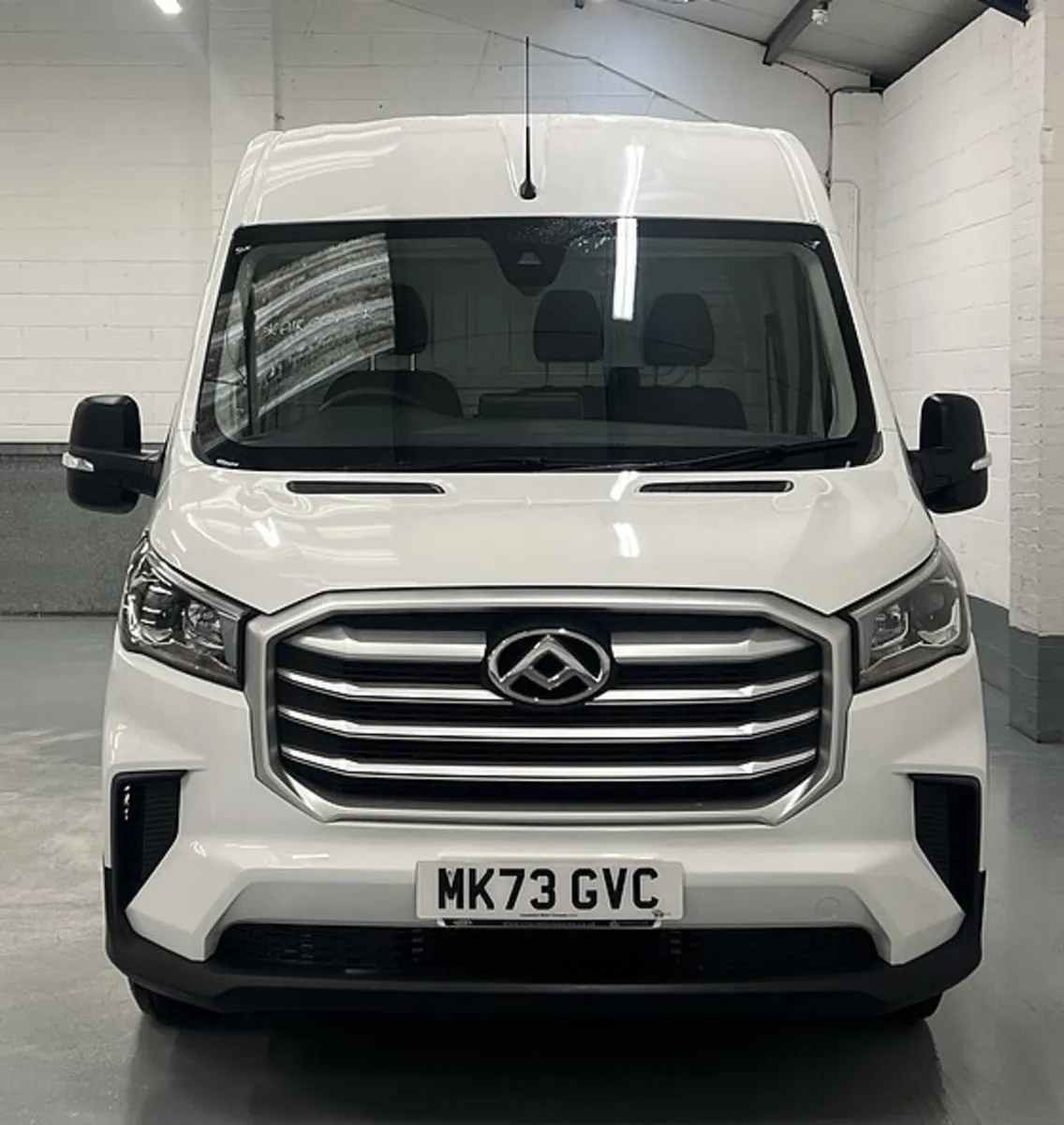 2023 Maxus Deliver 9 Panel Van - Image 1