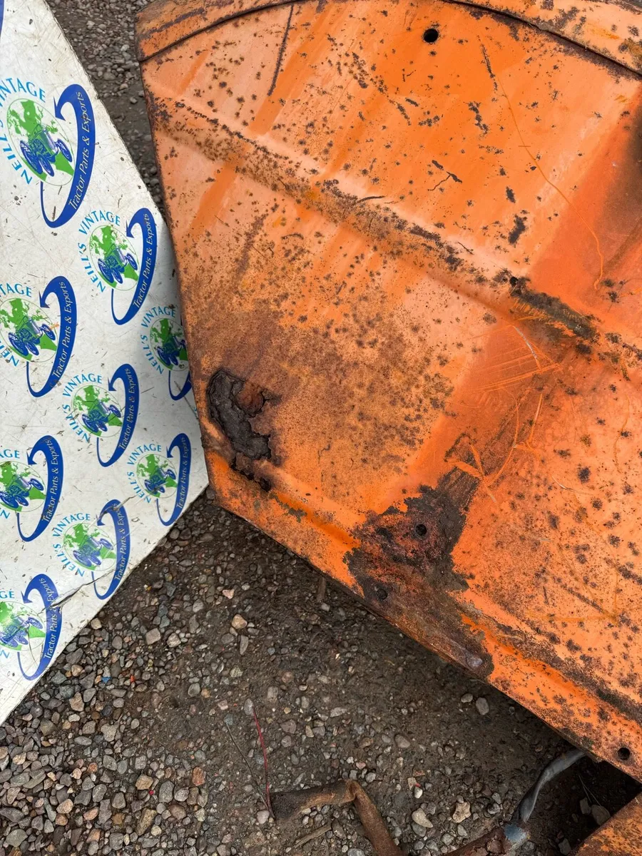 Set of Universal/Fiat Tractor Mudguards - Image 4