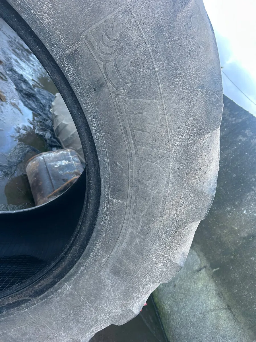 Tractor Tyre - Image 4