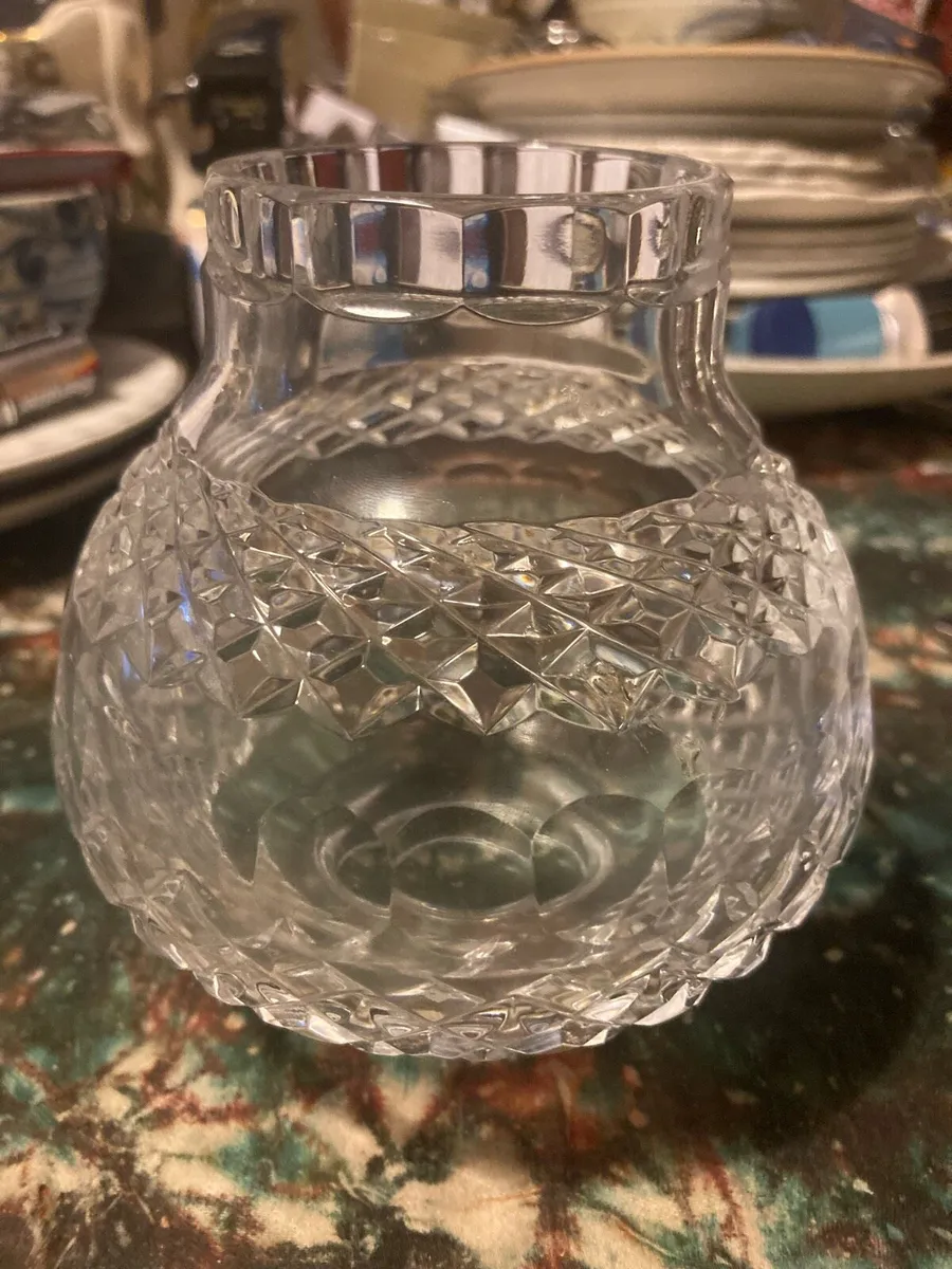 Tyrone crystal globe free postage - Image 1