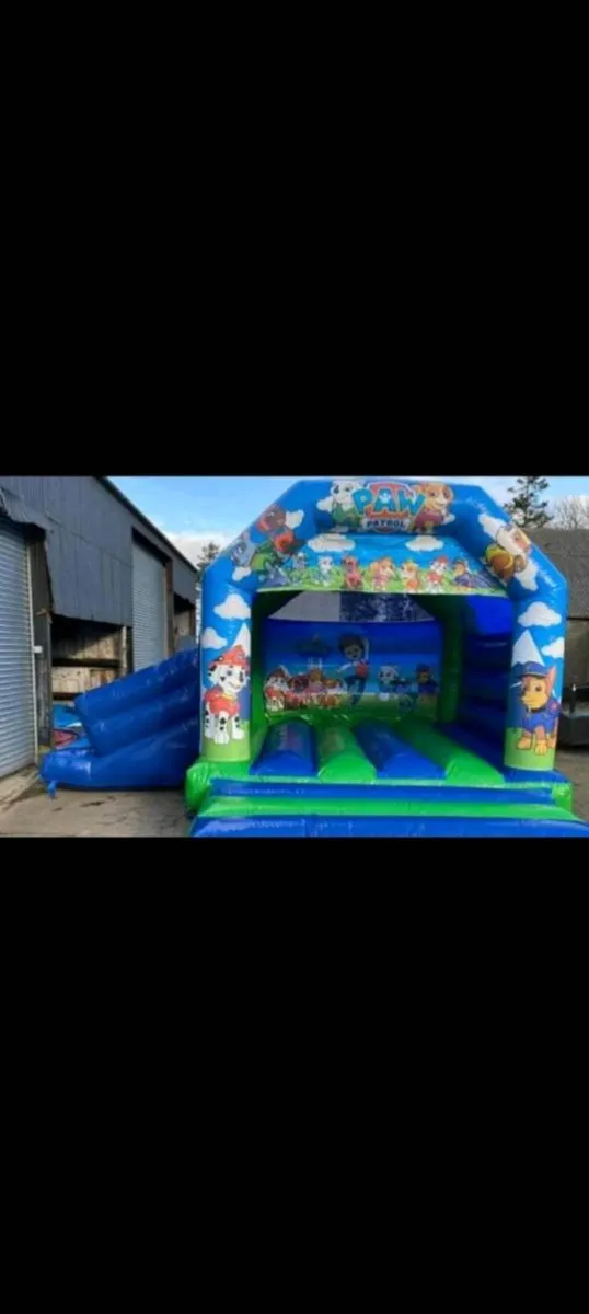 Bouncing castles - Image 4