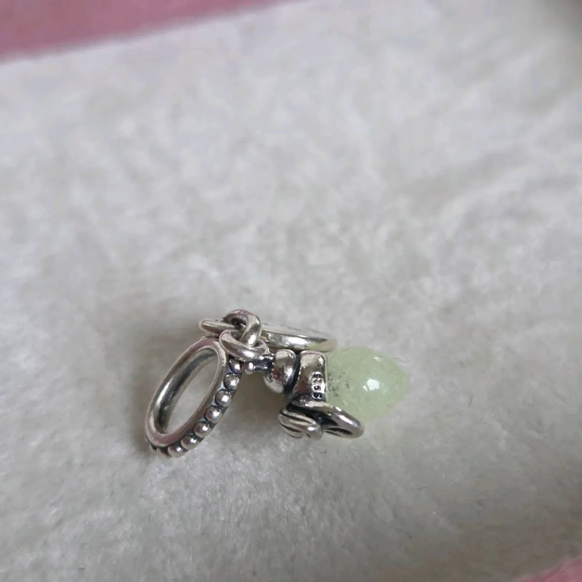 Pandora Glow-in-the-dark firefly dangle charm - Image 3