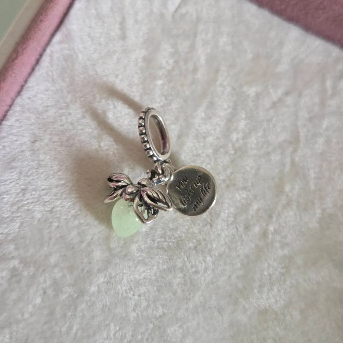 Pandora Glow-in-the-dark firefly dangle charm - Image 4