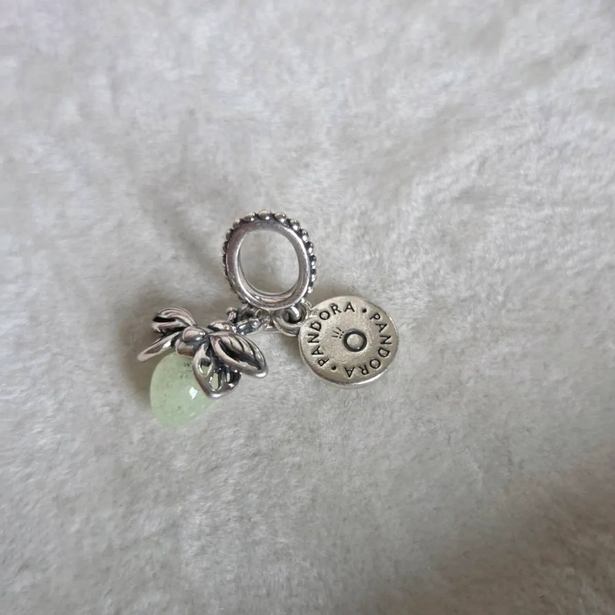 Pandora Glow-in-the-dark firefly dangle charm - Image 1