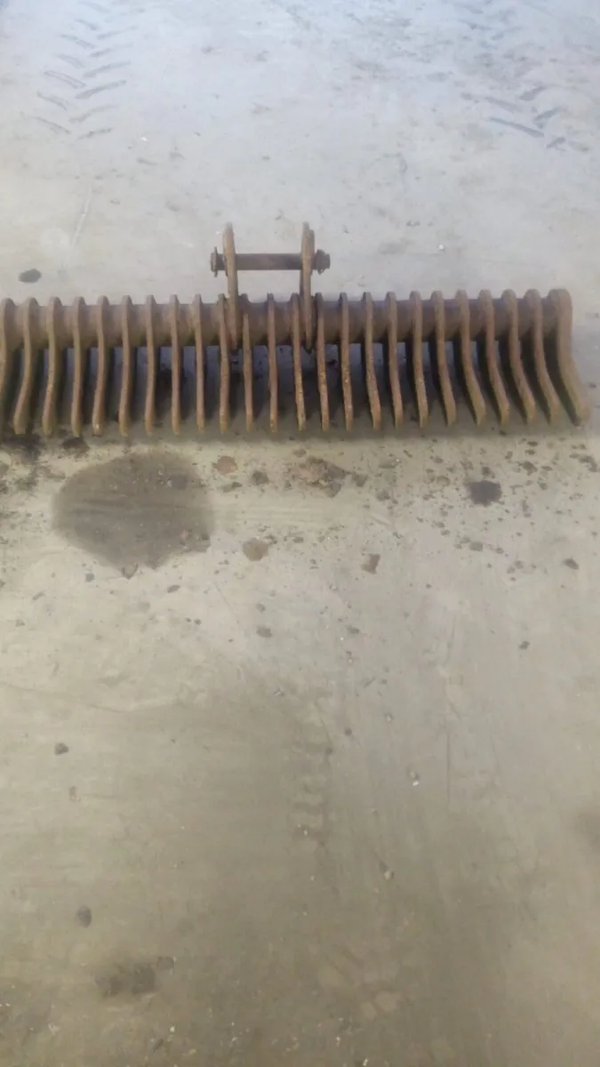 Stone Rake - Image 1