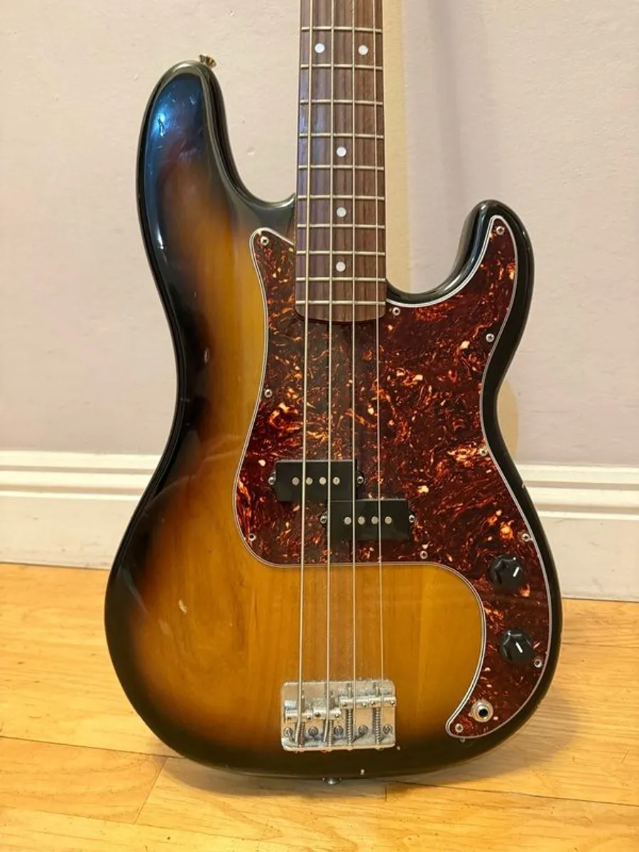 Squier Precision Bass Partscaster - Image 1
